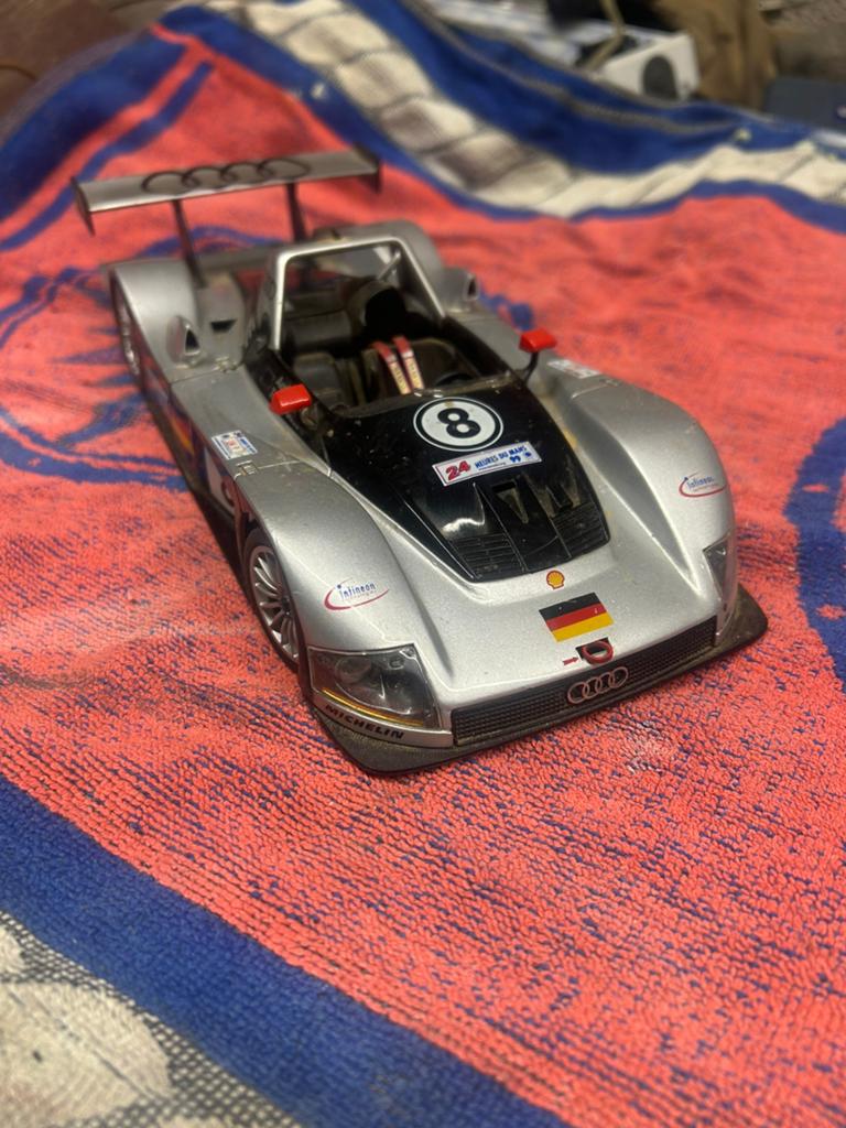 Audi R8R Le Mans 1:18 Maisto, Ophalen of Verzenden, Gebruikt, Auto, Maisto
