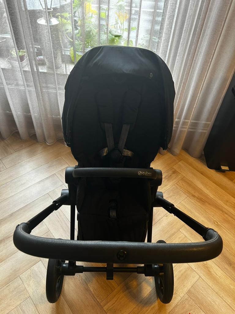 Complete Cybex kinderwagen set met autostoel en Isofix, Zo goed als nieuw, Combiwagen, Met autostoeltje, Ophalen