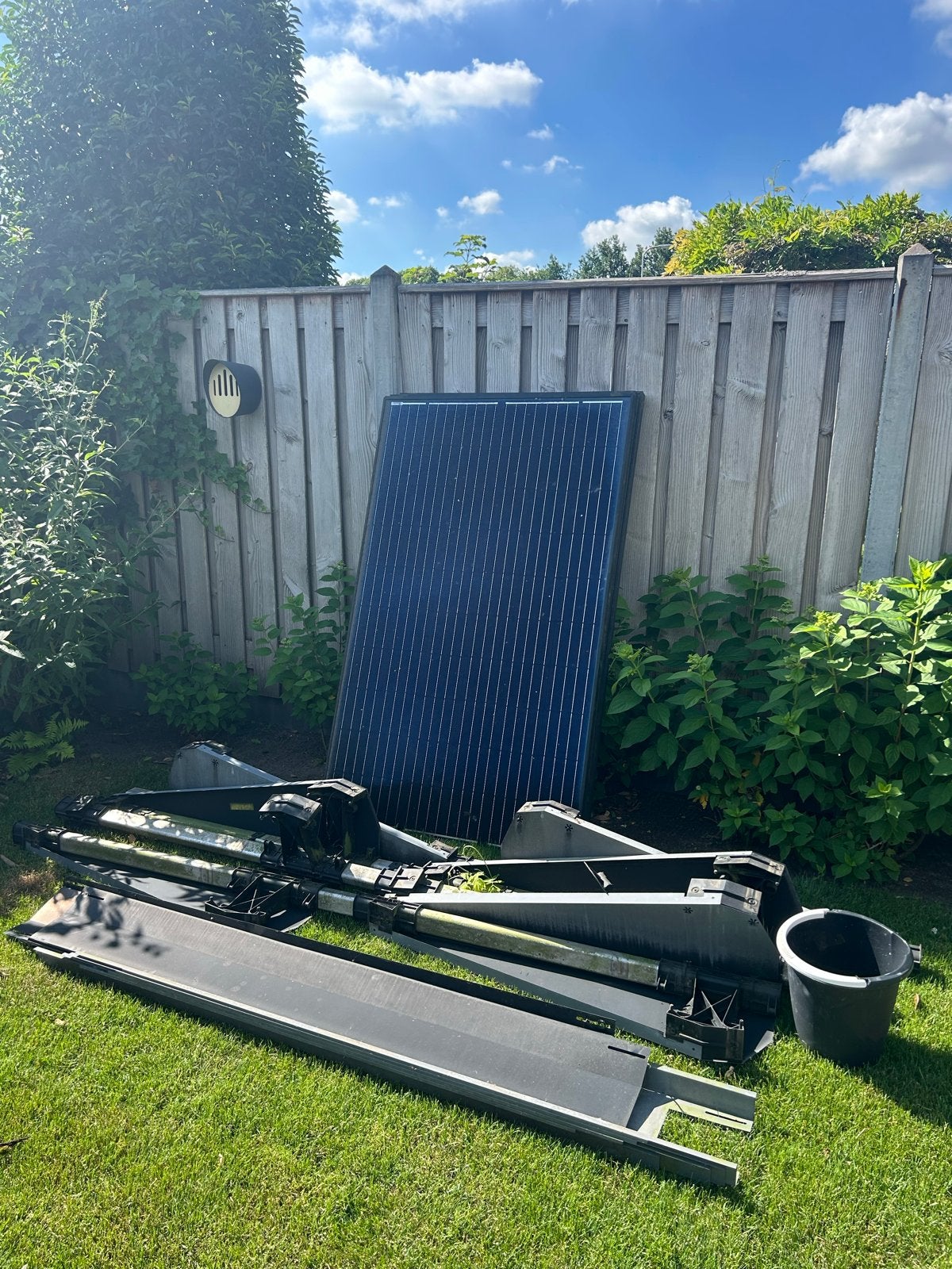 Zonnepanelen set met omvormer - Hosola Smart 1000TL-S, Ophalen, Gebruikt, Compleet systeem, 200 wattpiek of meer