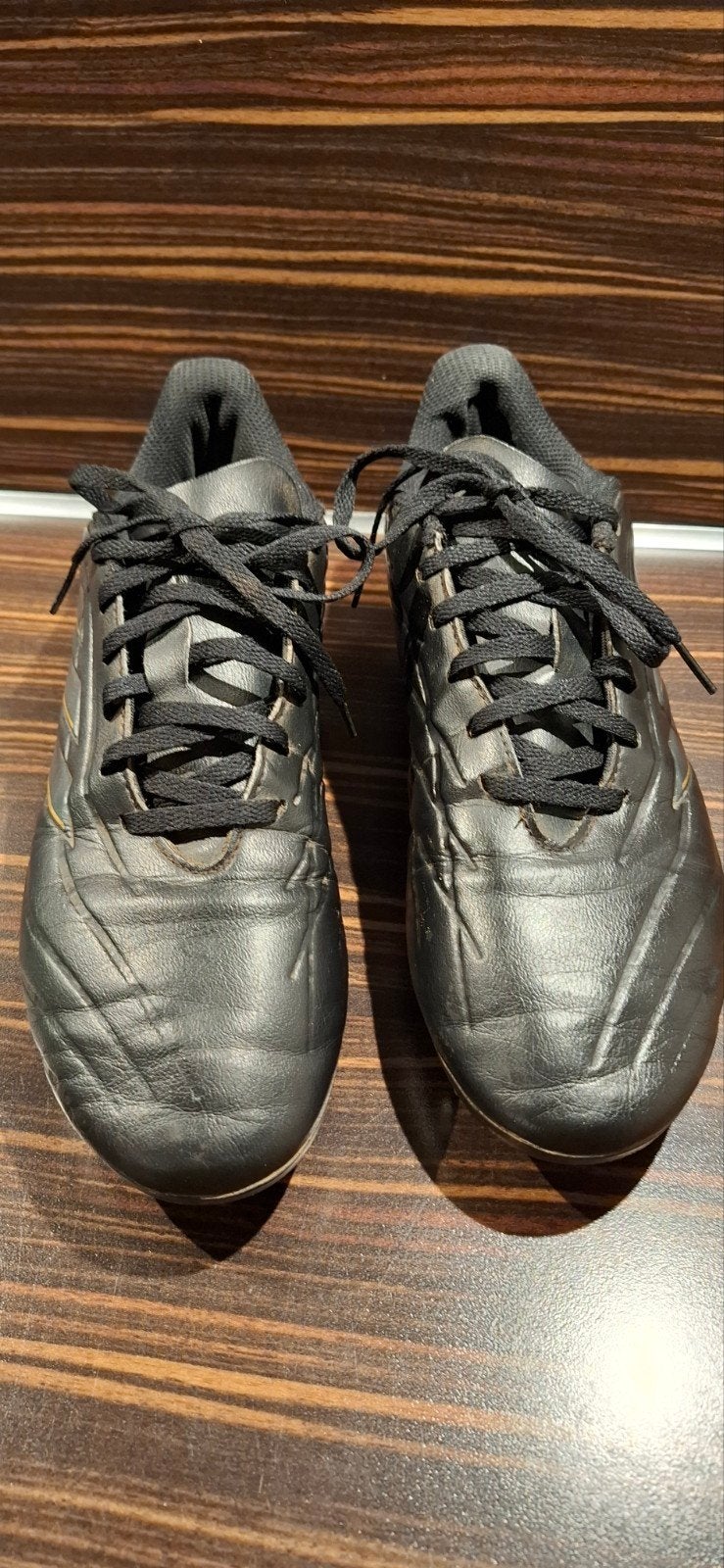 Voetbalschoenen, Sport en Fitness, Voetbal, Maat XS of kleiner, Ophalen of Verzenden, Zo goed als nieuw, Schoenen