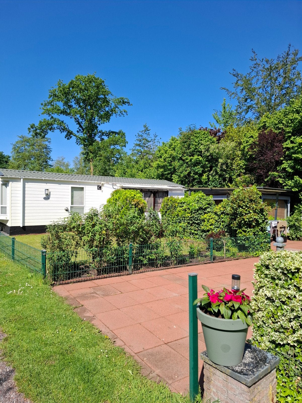 Te koop Prachtige kunstof Chalet €39.950,00, Caravans en Kamperen, Stacaravans