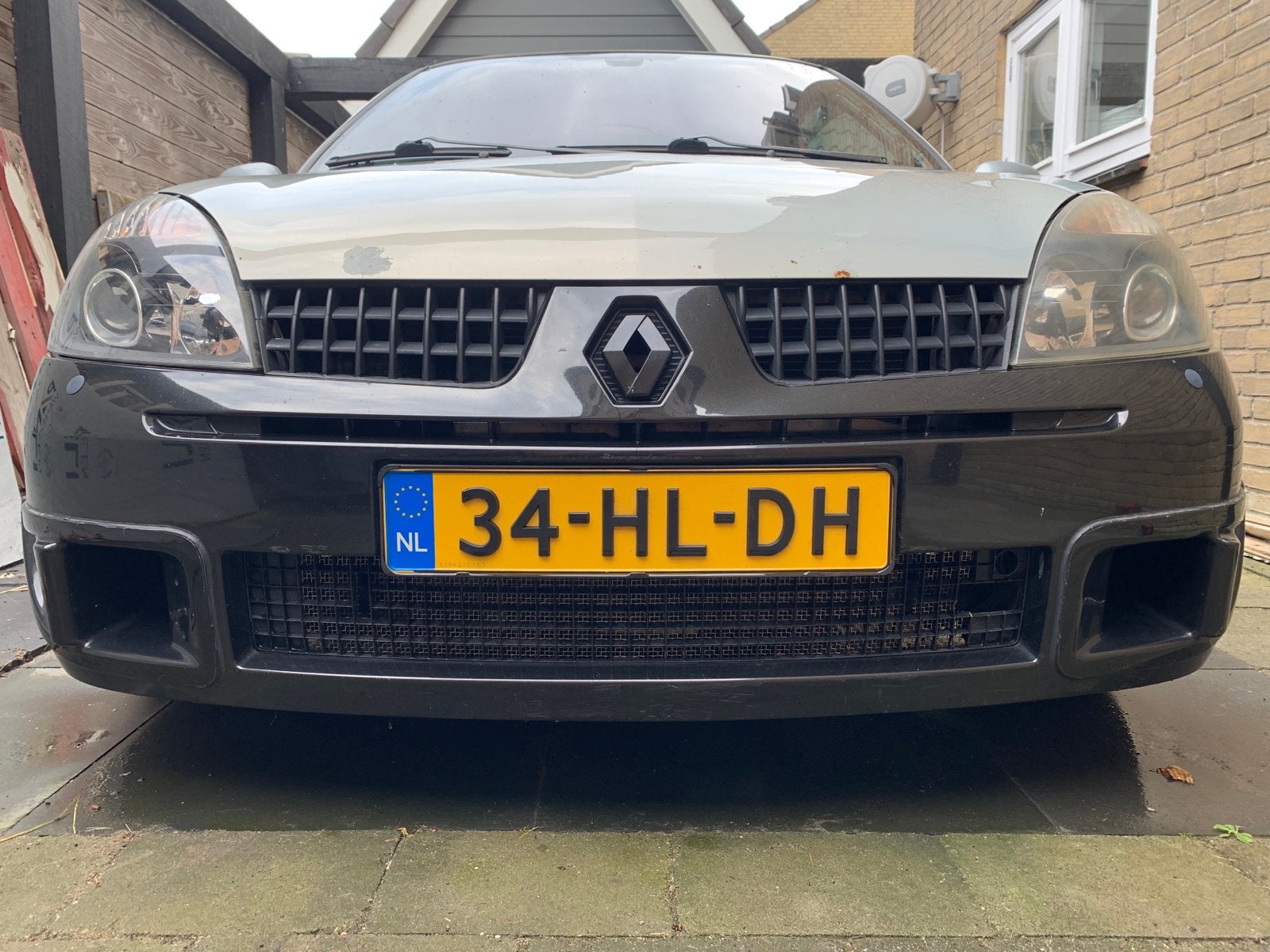 Renault Clio 2.0 16V RS 172, 2001 Iceberg silver., Voorwielaandrijving, 1998 cc, 40 €/maand, 4 cilinders