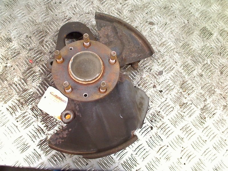Fusee Links Voor Mazda RX-8 (SE17) (2003-10/2012-06), Gebruikt, Hitdorfer Straße 73, Leverkusen 51371, , Duitsland, Mazda, Info@mazda.de