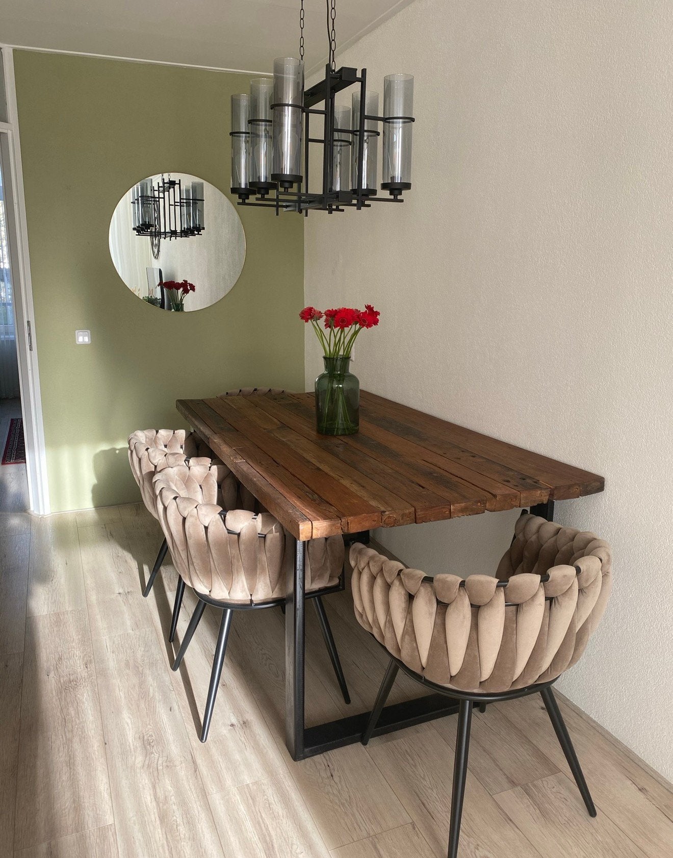 4 Luxe gevlochten eetkamerstoelen Zo snel mogelijk ophalen, Huis en Inrichting, Stoelen, Ophalen, Zo goed als nieuw, Overige kleuren