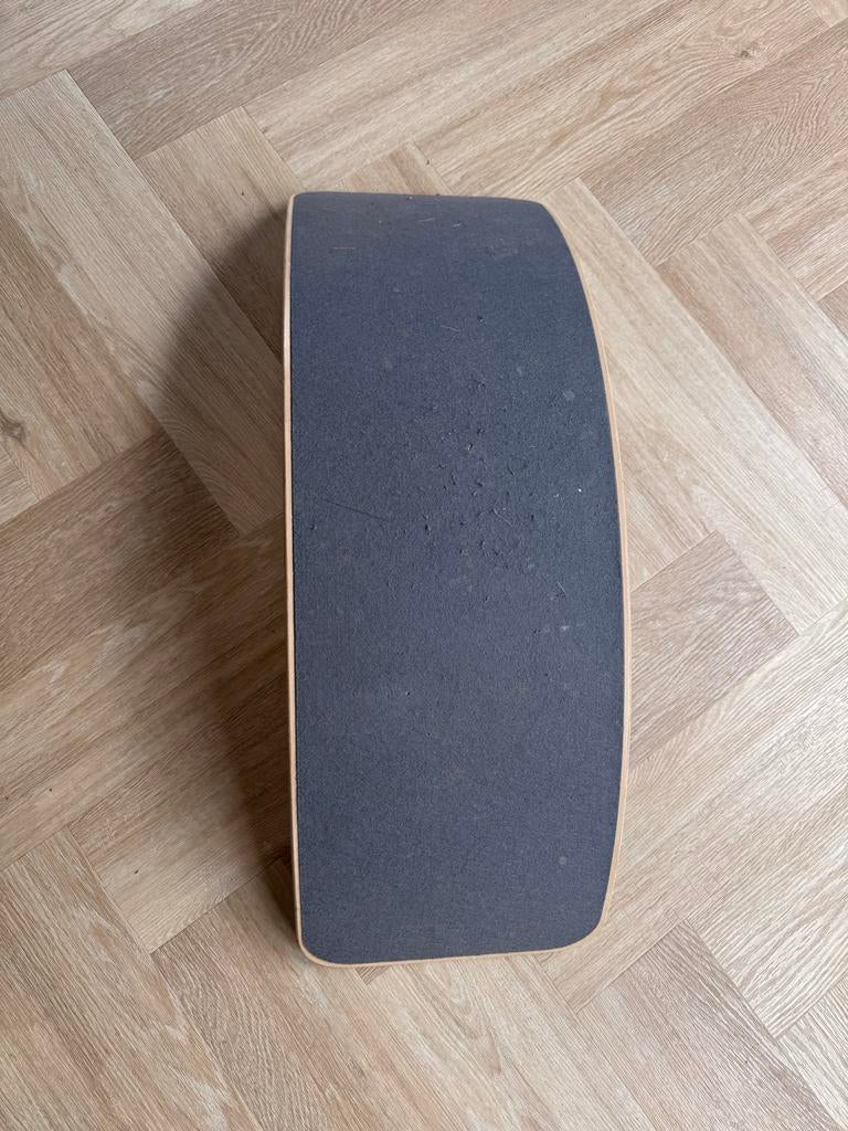 Wobbel board grijs - Montessori speelgoed, Ophalen, Gebruikt, Rij- of Hobbelspeelgoed