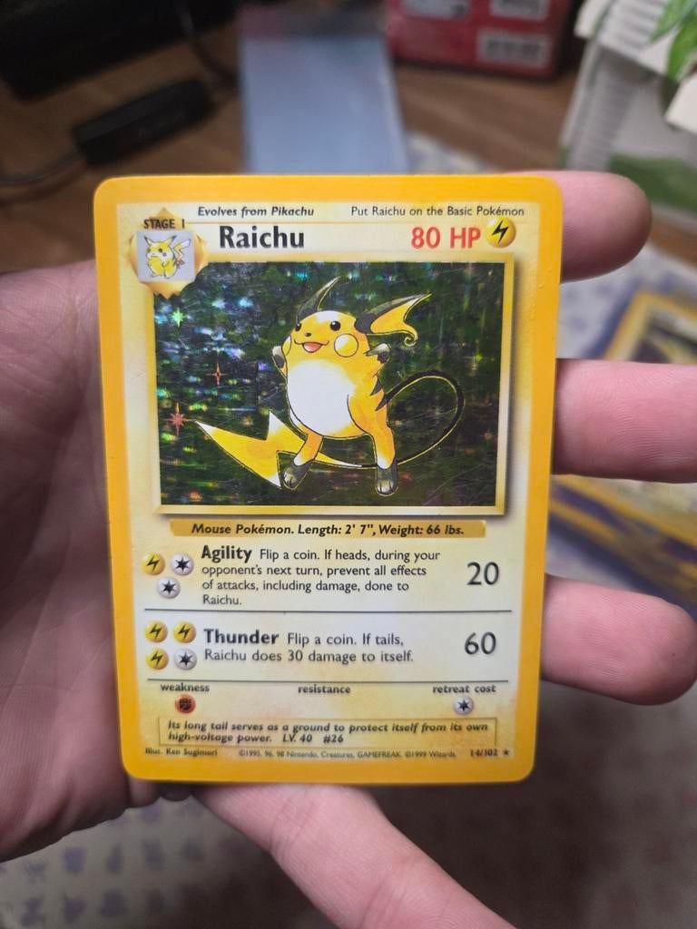 Raichu Holo 14/102 Base Set 1999 Wotc, Ophalen of Verzenden, Zo goed als nieuw, Losse kaart, Foil