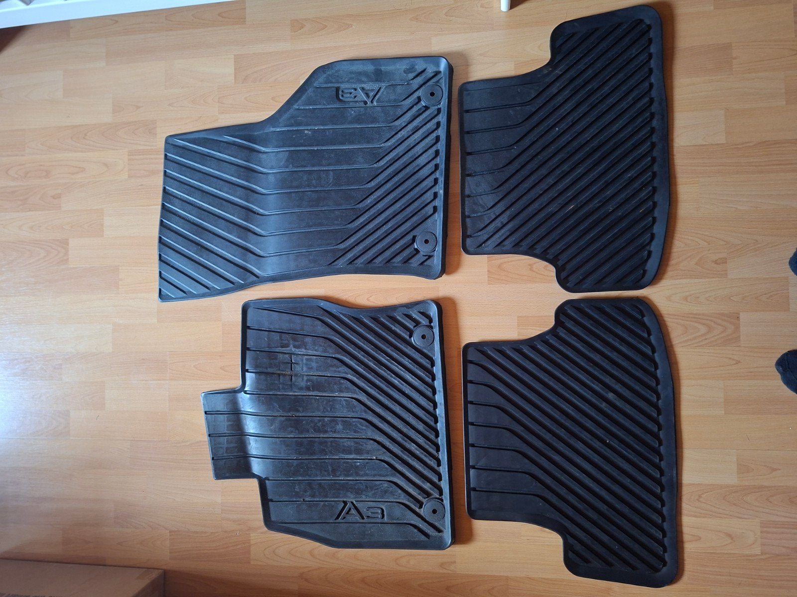 Audi A,S,RS3  8V winter matten set., Ophalen of Verzenden, Zo goed als nieuw