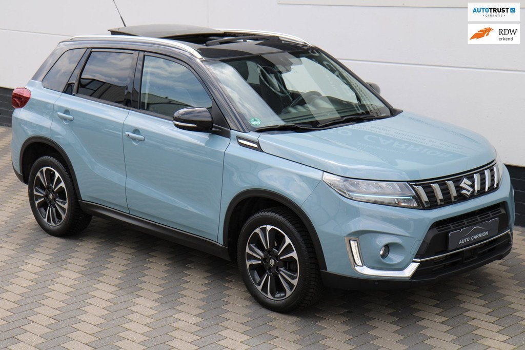 Suzuki Vitara 1.4 140PK AllGrip 4X4 Panoramadak Carplay luxe, Auto's, Suzuki, Gebruikt, Zwart, 4 cilinders, 129 pk