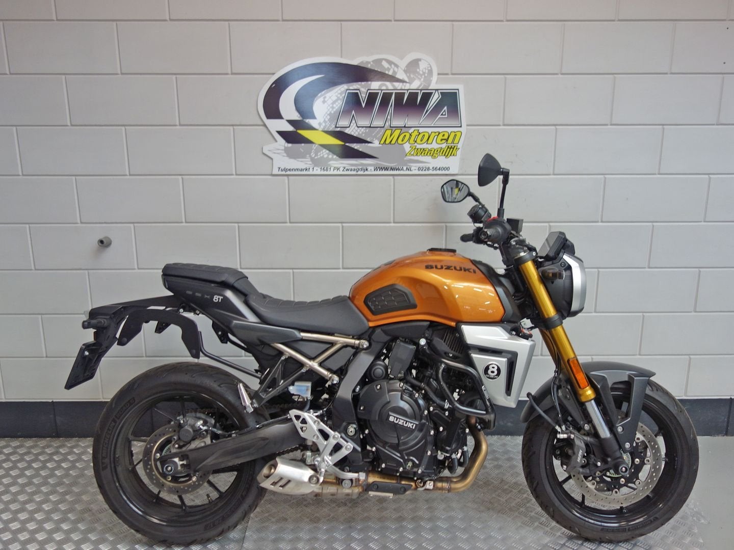SUZUKI GSX-8T, Motoren, Motorrijbewijs A, Bedrijf, Onbekend, Meer dan 35 kW