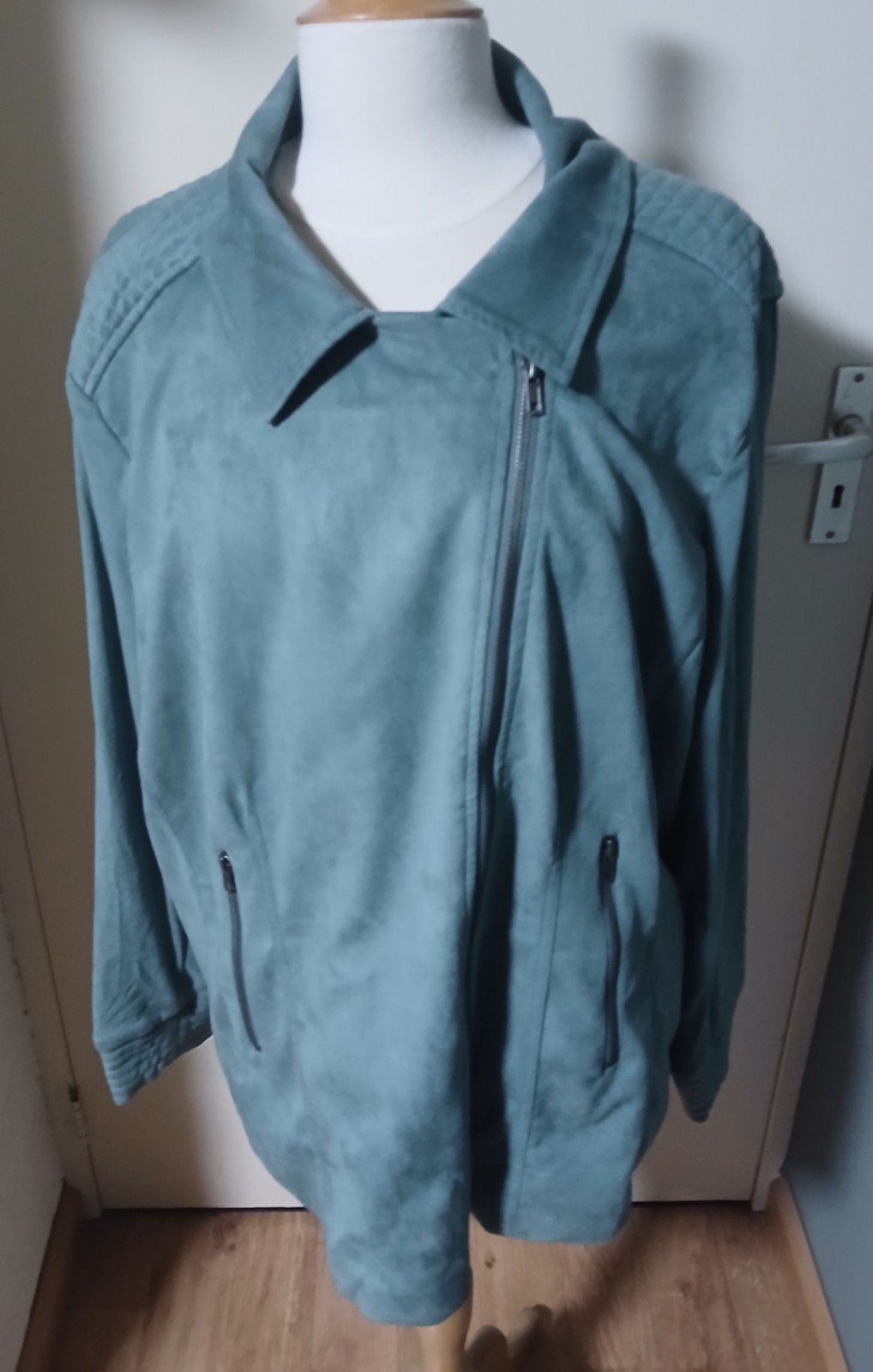 Dames (biker) jas - Suèdelook - Groenblauw - Maat 54 - exxce, Blauw, Maat 46/48 (XL) of groter, Ophalen of Verzenden, Zo goed als nieuw