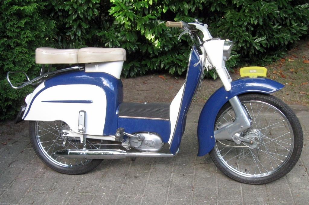 Monark Monarscoot 1961 in superieure staat, met NL kenteken, Fietsen en Brommers, Ophalen, 2 versnellingen, Overige merken