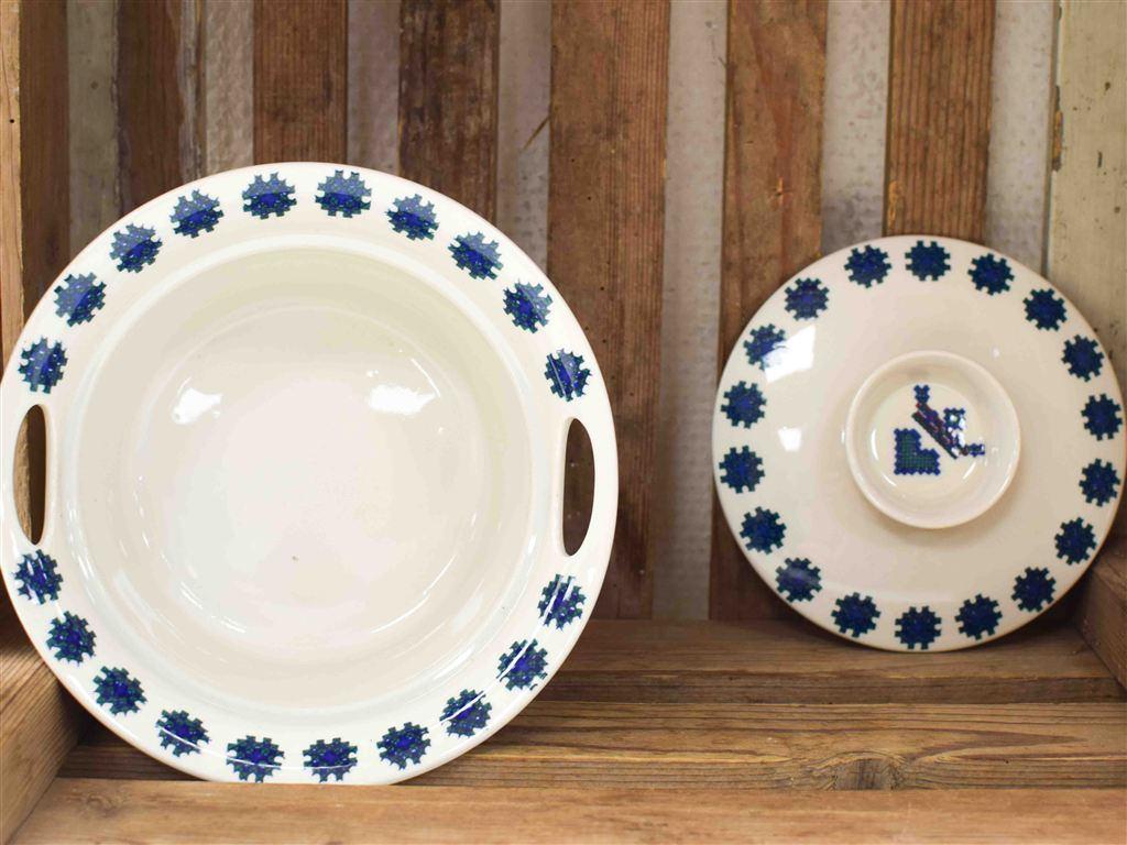 porseleinen afdekschaal 44757, Huis en Inrichting, Keuken | Servies, Ophalen of Verzenden, Gebruikt, Aardewerk, Bord(en)