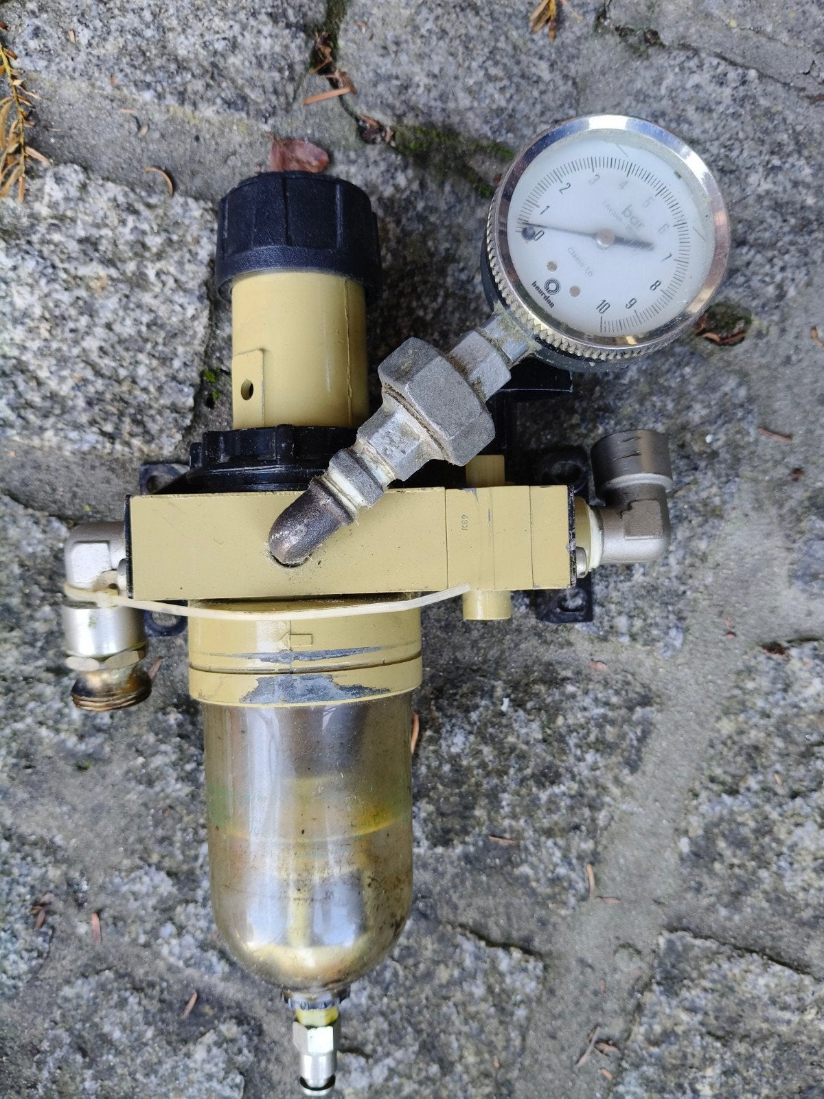 Norgren Persluchtfilter/Drukregelaar met Manometer, Ophalen, Gebruikt, 6 tot 10 bar, Minder dan 200 liter/min