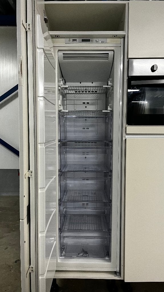 Keuken Compleet met APP 120Keukens op voorraad Nr. 2977, Huis en Inrichting, Ophalen, Zo goed als nieuw, Enkelwandige keuken, Greeploos