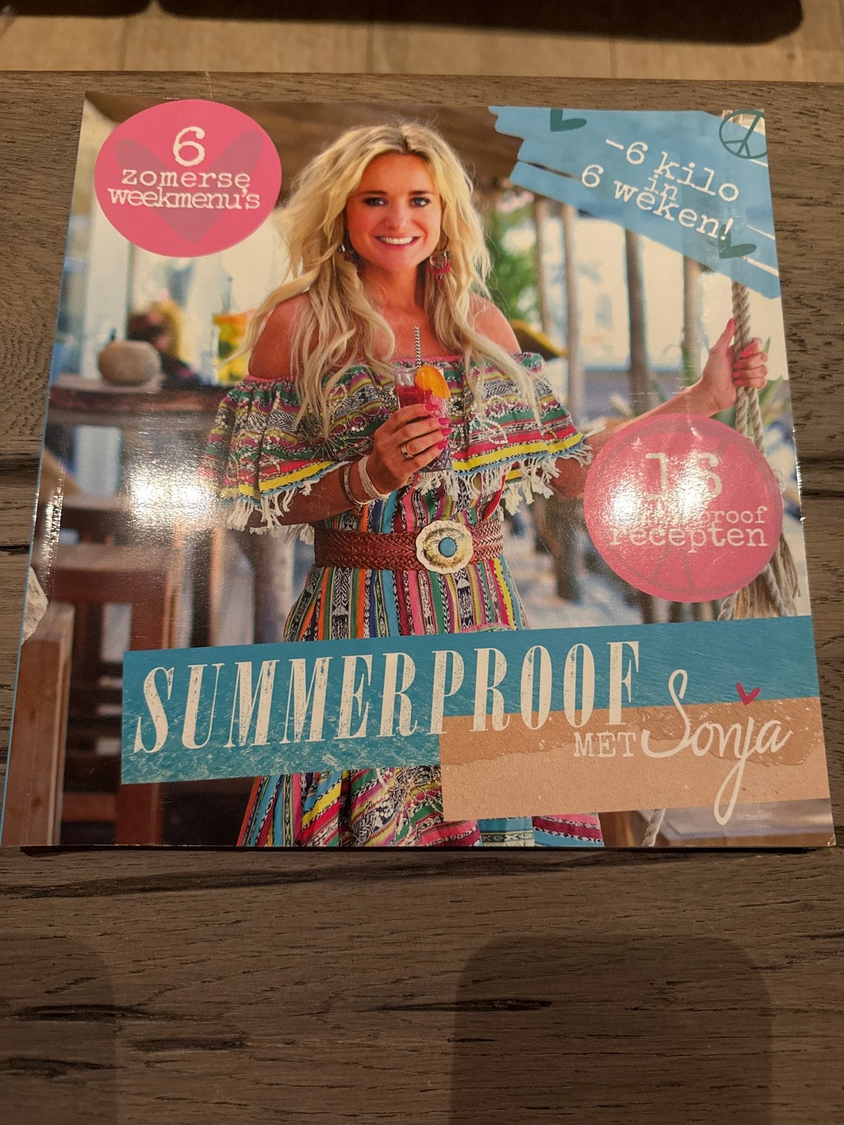 Summerproof met Sonja - Dieet- en receptenboek, Ophalen of Verzenden, Zo goed als nieuw, Dieet en Voeding