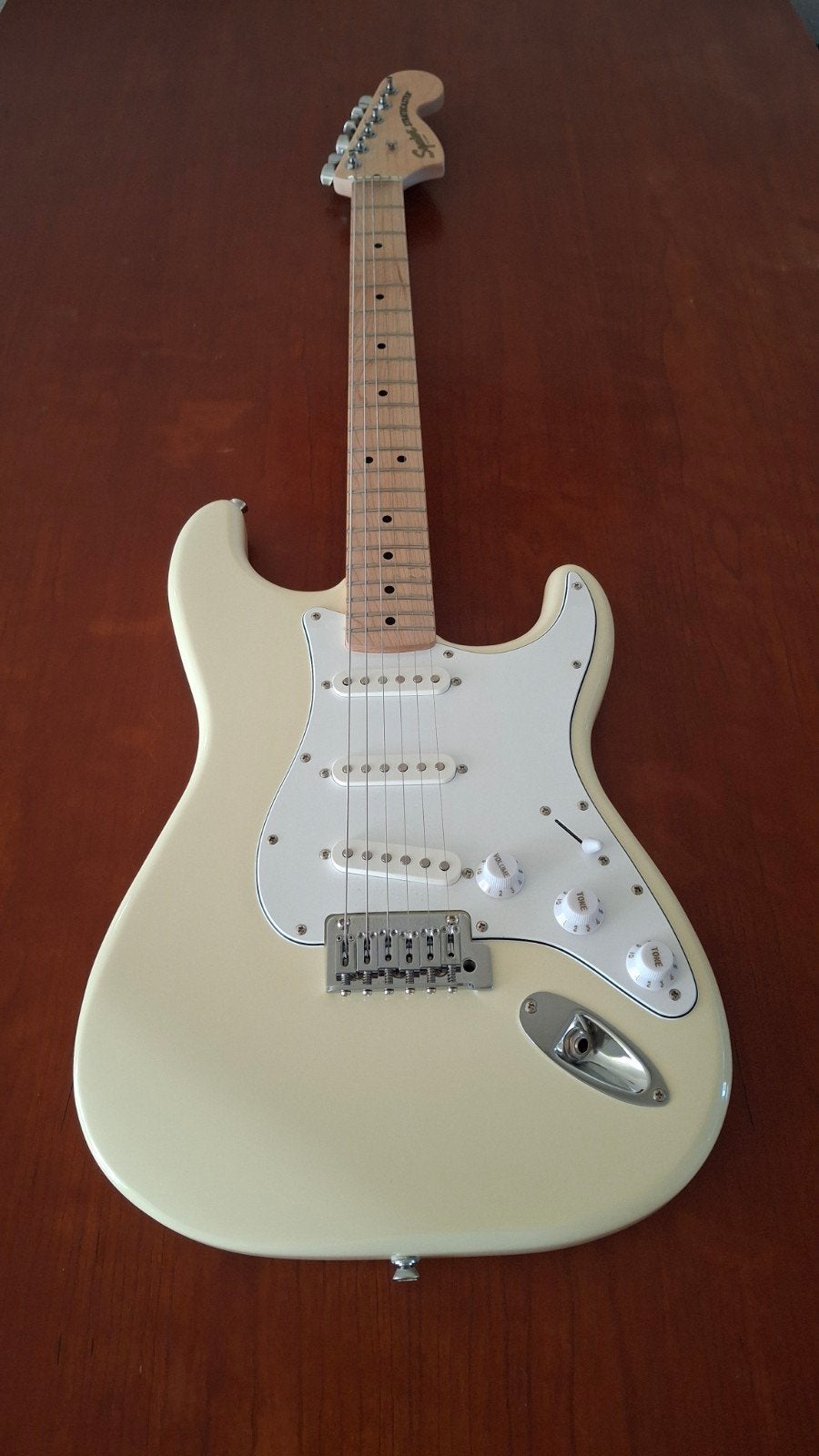 Fender Squier Stratocaster met koffer, Muziek en Instrumenten, Ophalen of Verzenden, Zo goed als nieuw, Solid body, Fender
