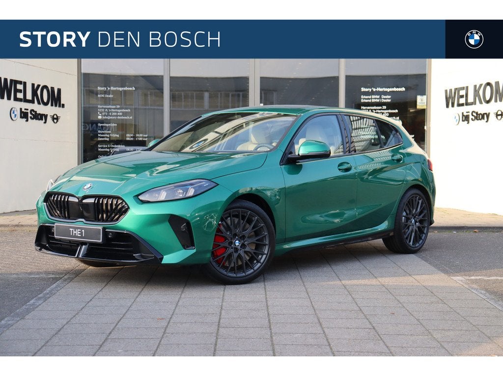BMW 1 Serie 120 M Sport Automaat / Panoramadak / Sportstoele, Auto's, BMW, 156 pk, Leder, 3 cilinders, 1400 kg