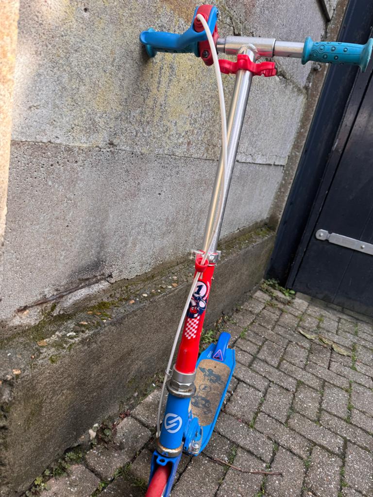 Oxelo kinderstep, blauw/rood, gebruikt, Ophalen of Verzenden, Gebruikt, Gewone step