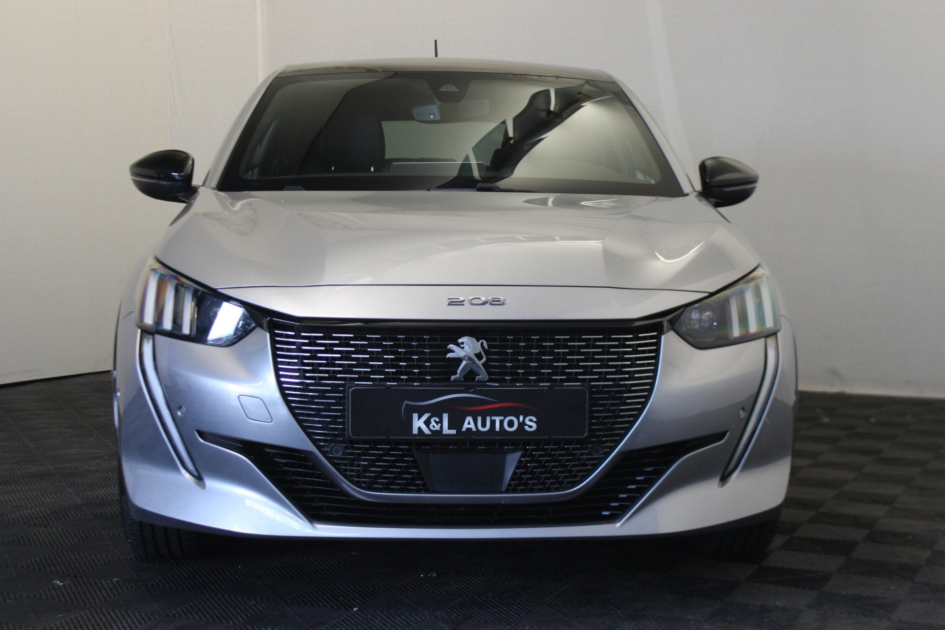 Peugeot 208 1.2 PureTech GT-Line |Pano|Navi|Camera|, Auto's, Peugeot, 101 pk, Gebruikt, Leder en Stof, 3 cilinders