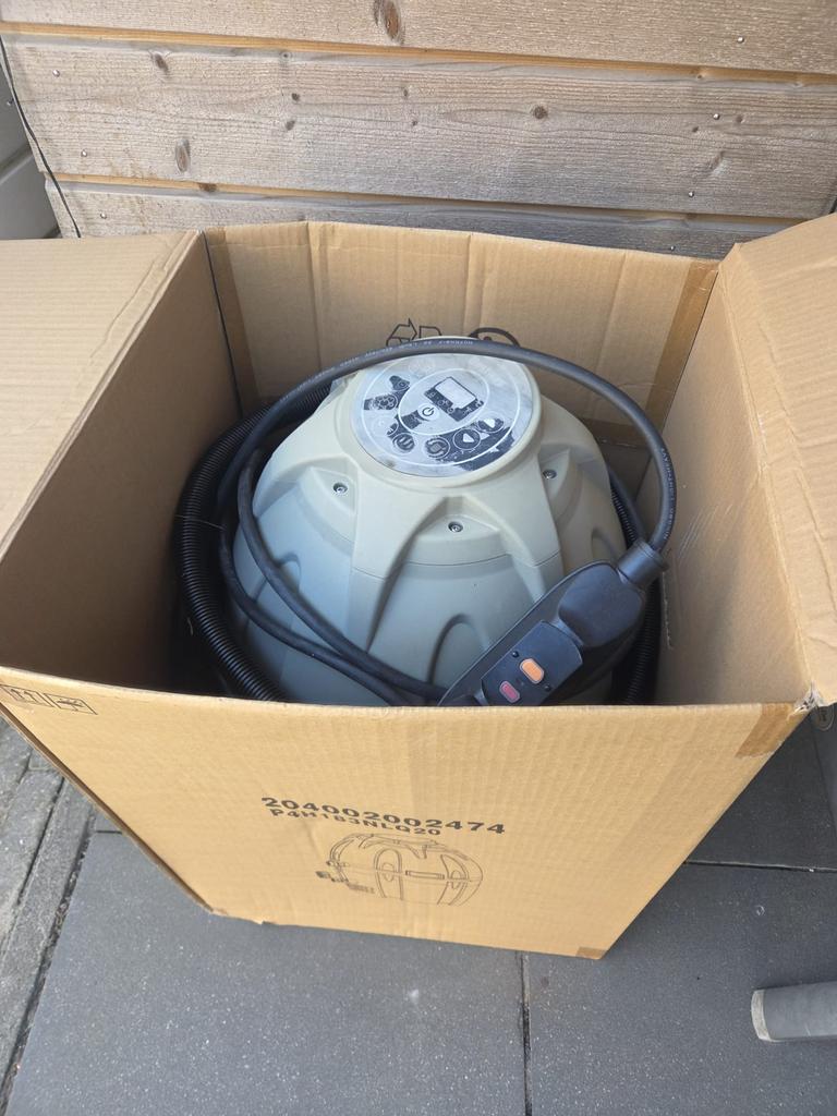 Bestway jacuzzi pomp, Tuin en Terras, Bubbelbaden en Hottubs, Zo goed als nieuw, Filter, Ophalen