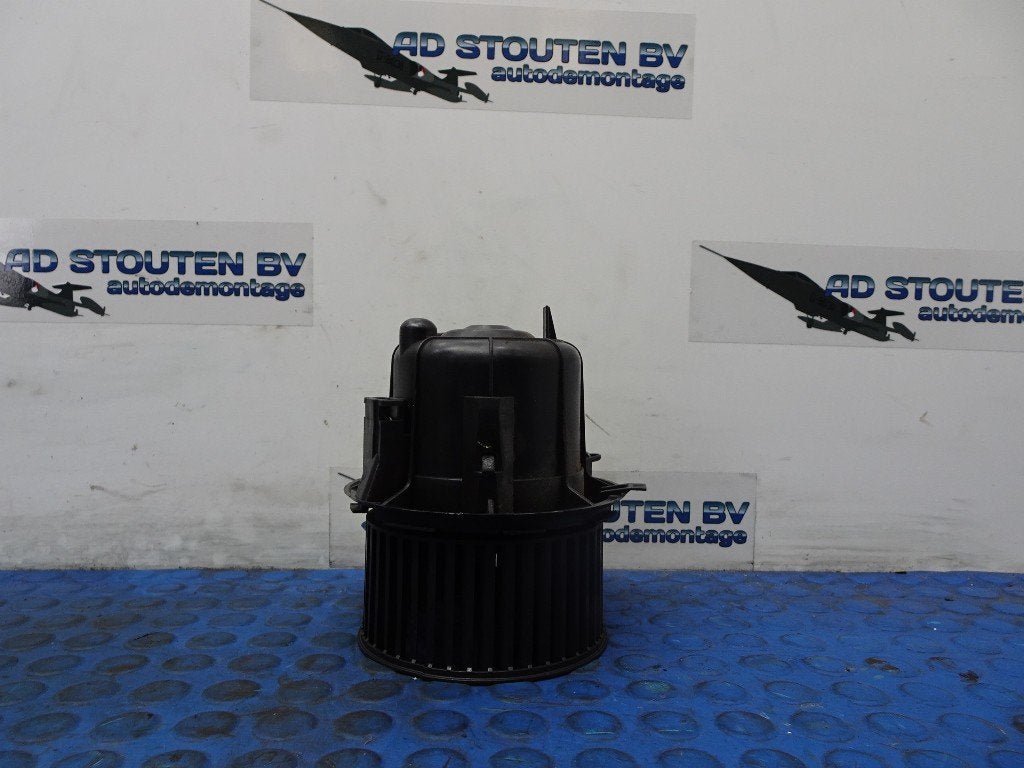Kachel Ventilatormotor Citroën DS3 (SA) 2011 T4190001, Gebruikt, Citroën, Kontakt-citroen@citroen.com, Citroën Deutschland GmbH