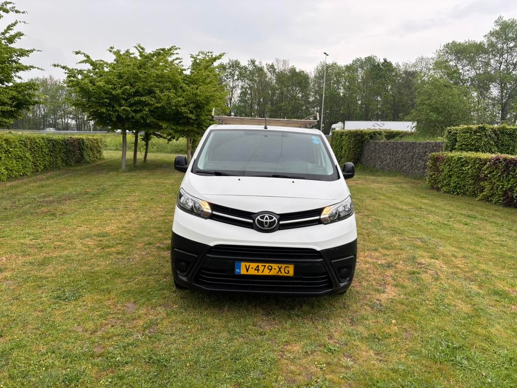 Toyota Proace Worker 1.6 D4D 2019, Voorwielaandrijving, Leder en Stof, Origineel Nederlands, Bedrijf
