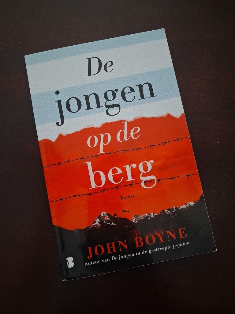 John Boyne - de jongen op de berg, Ophalen of Verzenden, Zo goed als nieuw