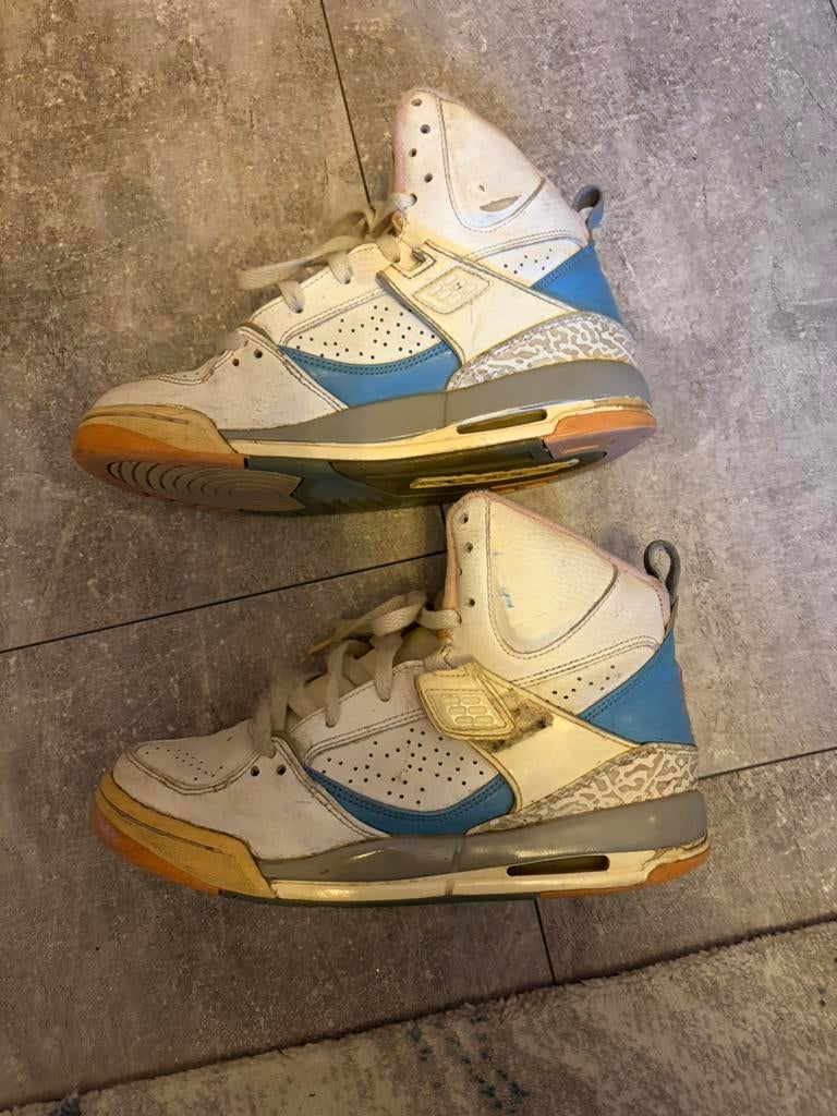 Te koop Nike air jordan flight maat 38,5, Wit, Ophalen of Verzenden, Sneakers of Gympen, Gedragen