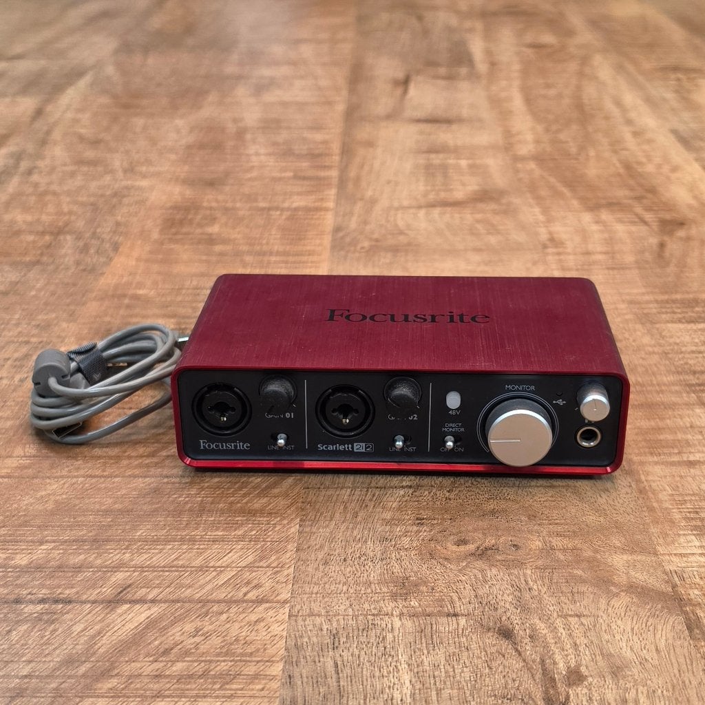 Focusrite Scarlett 2i2 – 2nd Gen USB Audio Interface, Computers en Software, Geluidskaarten, Zo goed als nieuw, Extern, Ophalen of Verzenden