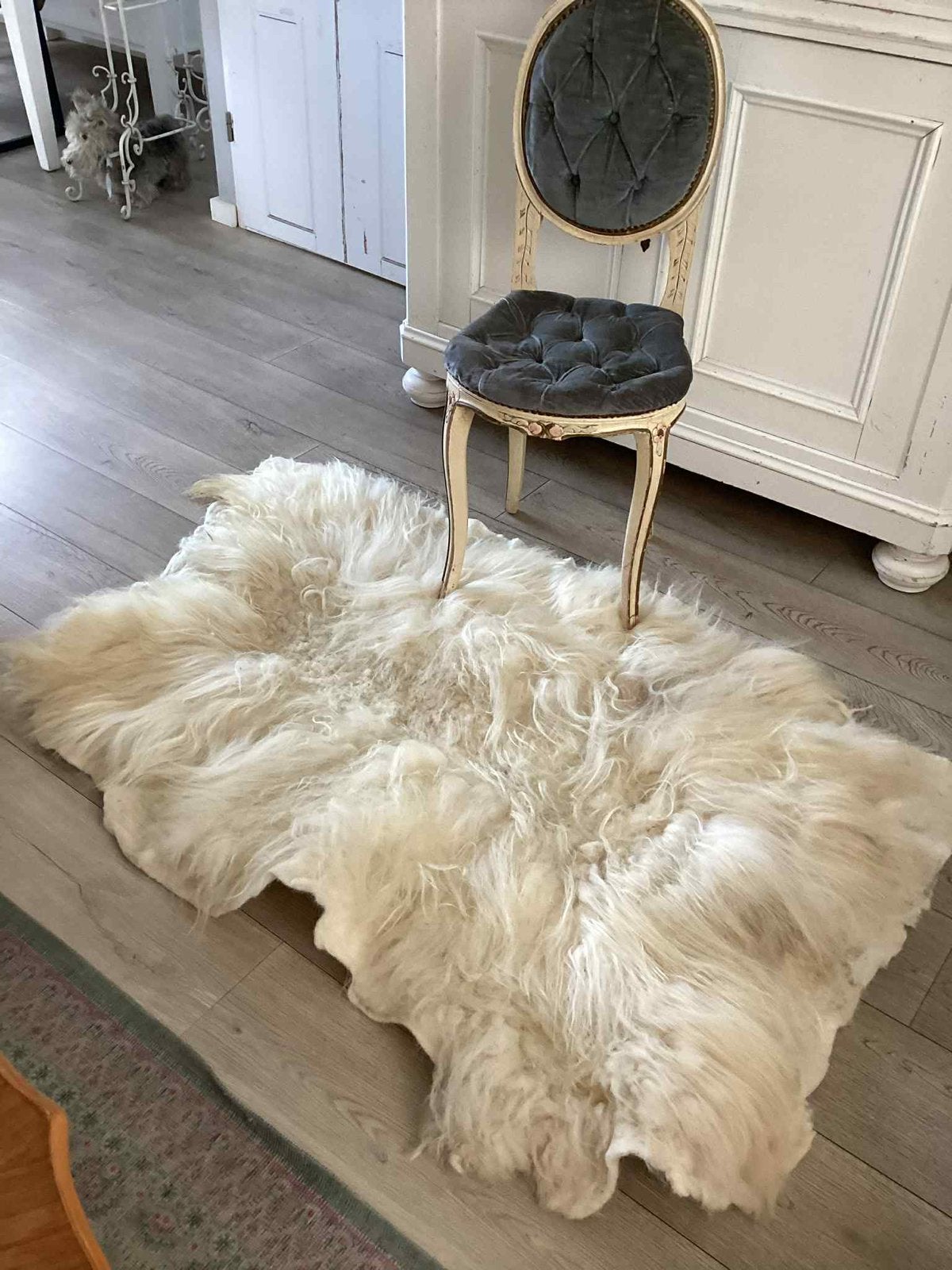 Brocante handgevilde schapenvacht groot gevilt, Ophalen of Verzenden