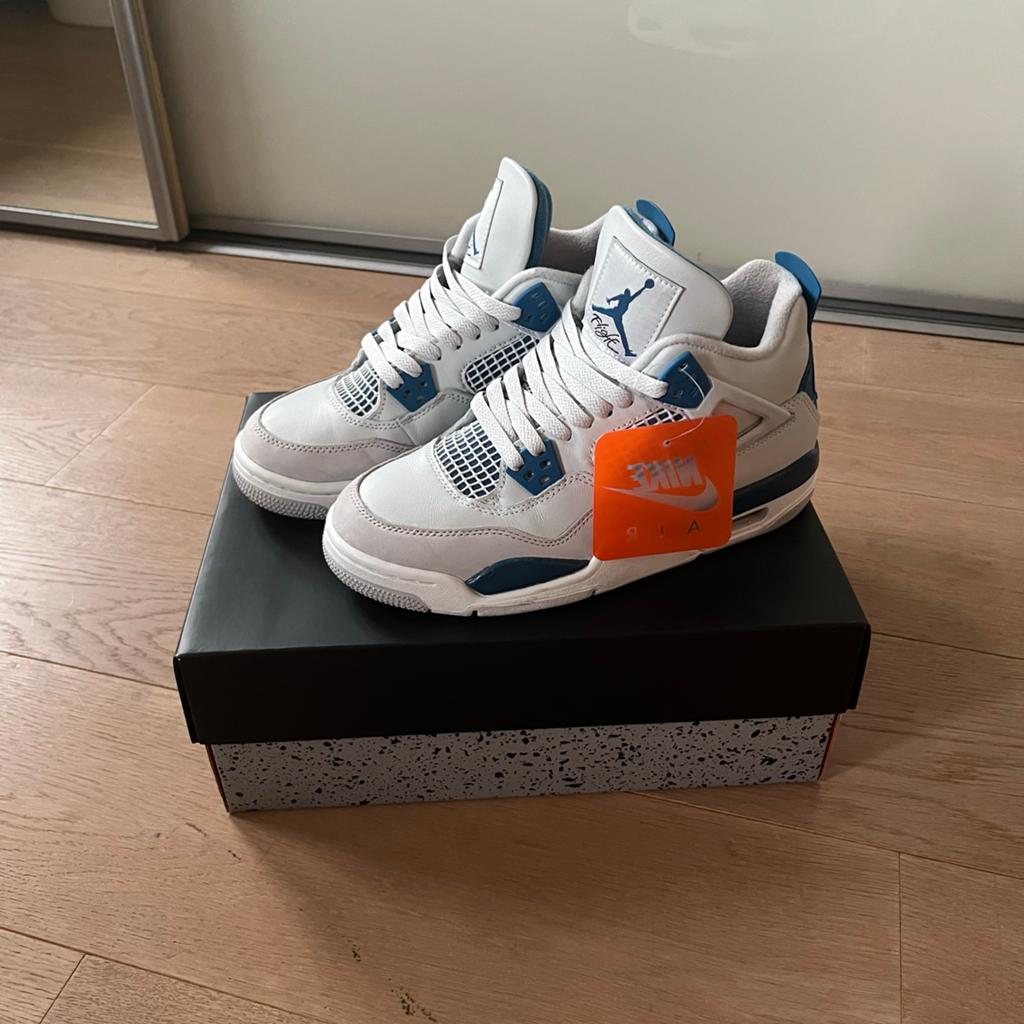 Jordan 4 retro sneakers - Zo goed als nieuw, Ophalen of Verzenden, Zo goed als nieuw, Wit, Sneakers of Gympen