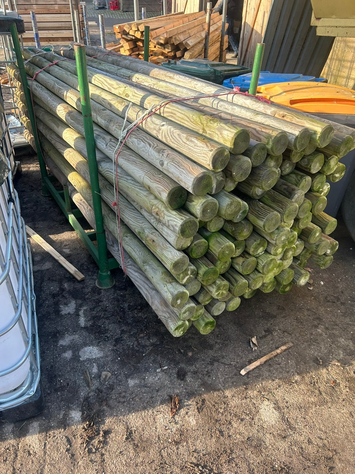 Ronde weide palen, Tuin en Terras, Palen, Balken en Planken, Ophalen, Zo goed als nieuw, 250 cm of meer, Palen