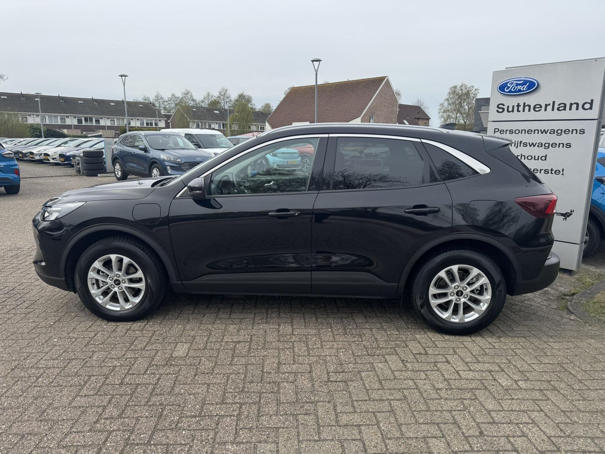 Ford Kuga 2.5 PHEV Titanium | 242pk | Wegklapbare Trekhaak |, Auto's, Ford, Gebruikt, Euro 6, Bedrijf, Grijs