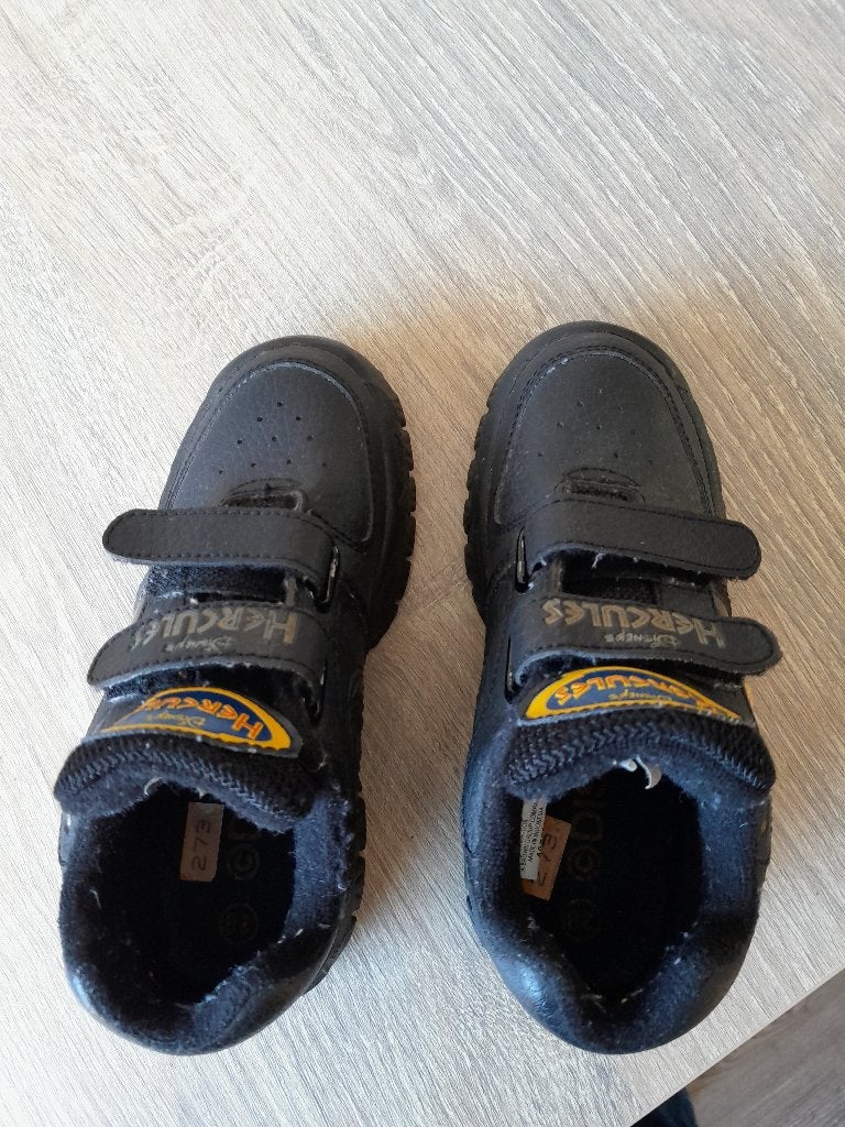 Kinderschoen, Schoenen, Zo goed als nieuw, Jongen, Ophalen