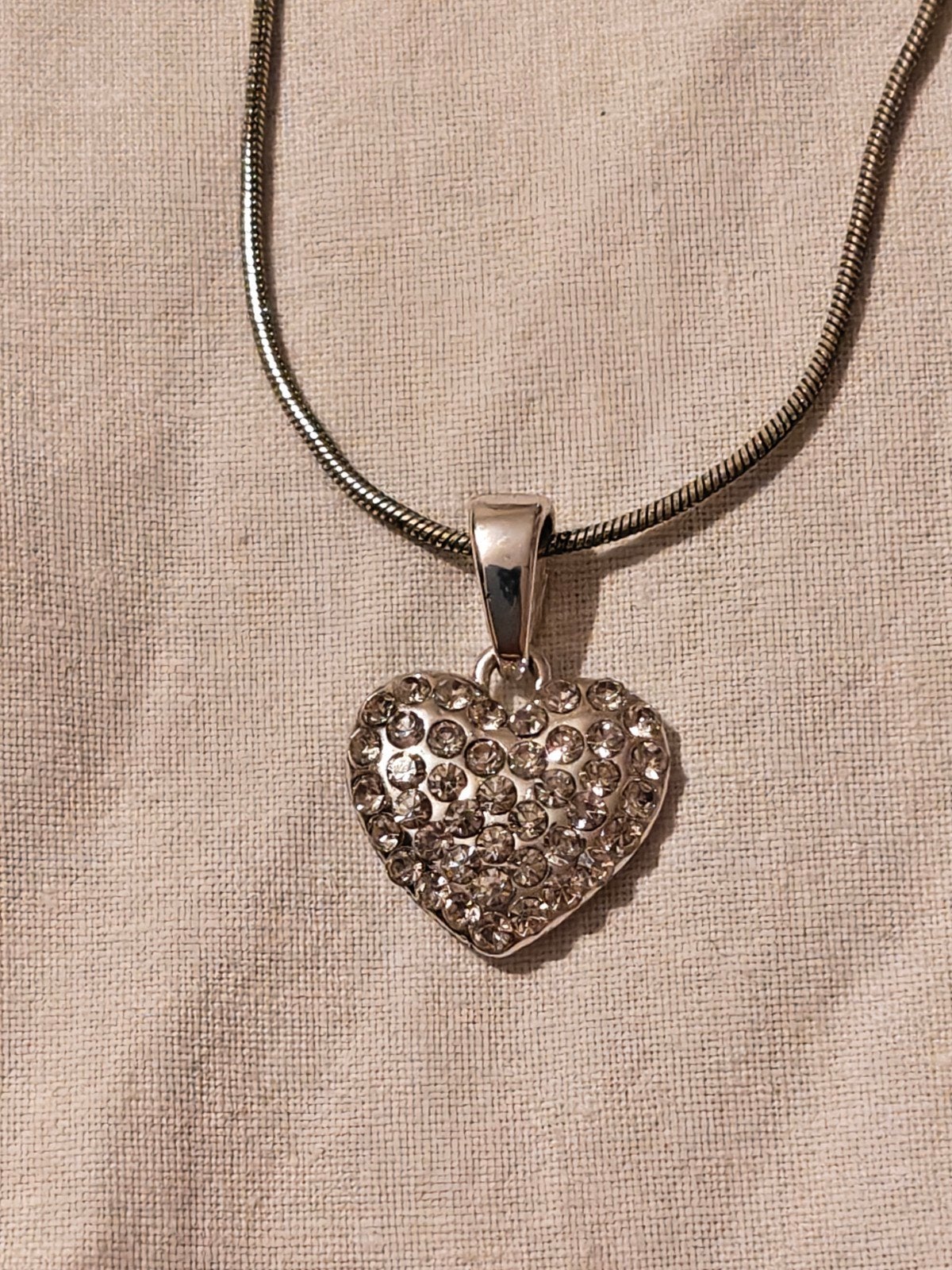 leuke ketting met hartje, Ophalen of Verzenden, Zo goed als nieuw, Zilver, Overige materialen