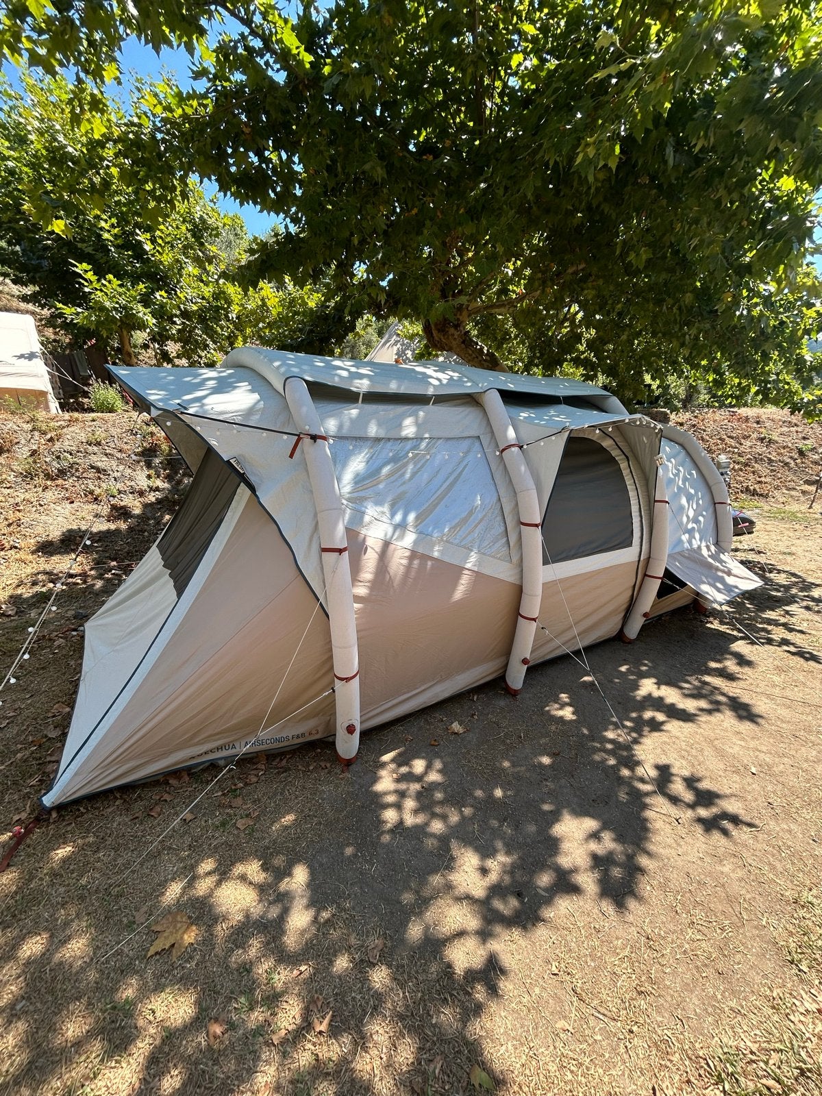 Quechua Air Seconds 6.3 Fresh & Black opblaasbare tent, Ophalen, Zo goed als nieuw, Meer dan 6