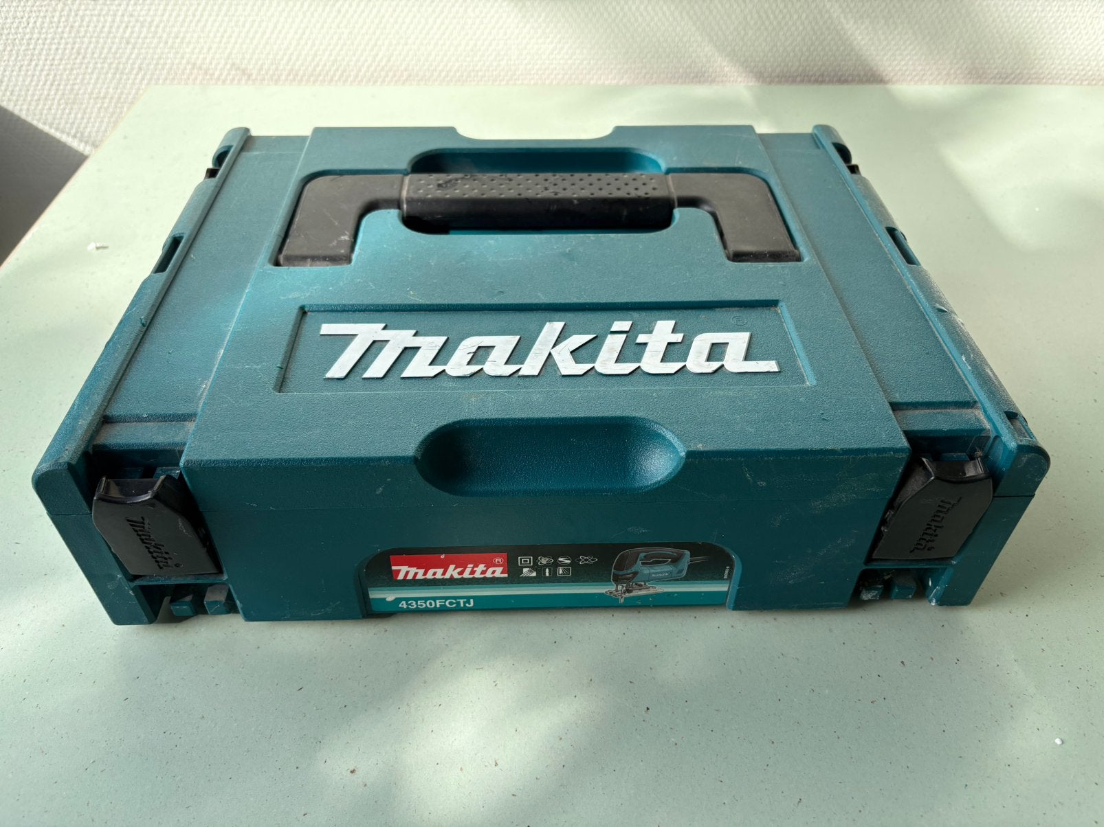 Makita 4350FCTJ decoupeerzaag in koffer, 600 tot 1200 watt, Ophalen of Verzenden, Zo goed als nieuw, Makita