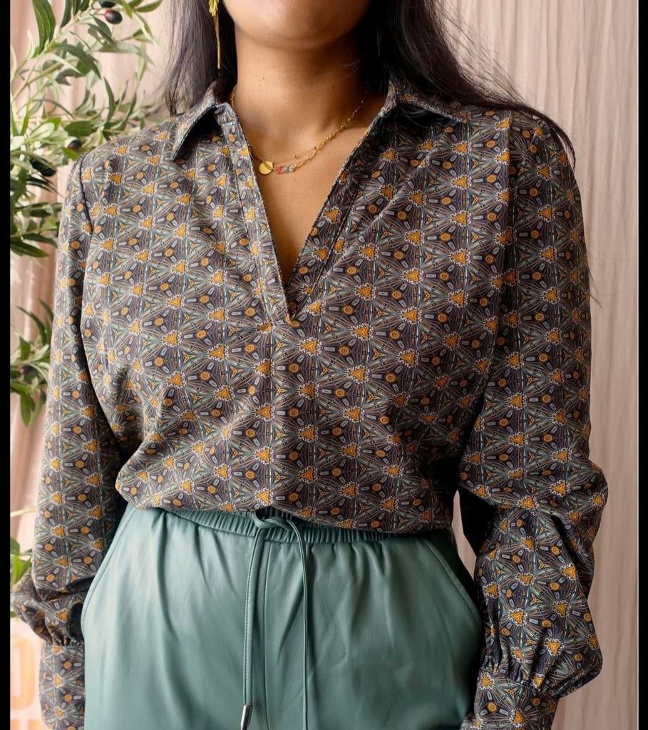 Mooie blouse. Maat 36, Kleding | Dames, Blouses en Tunieken, Bruin, Verzenden, Tramontana, Zo goed als nieuw