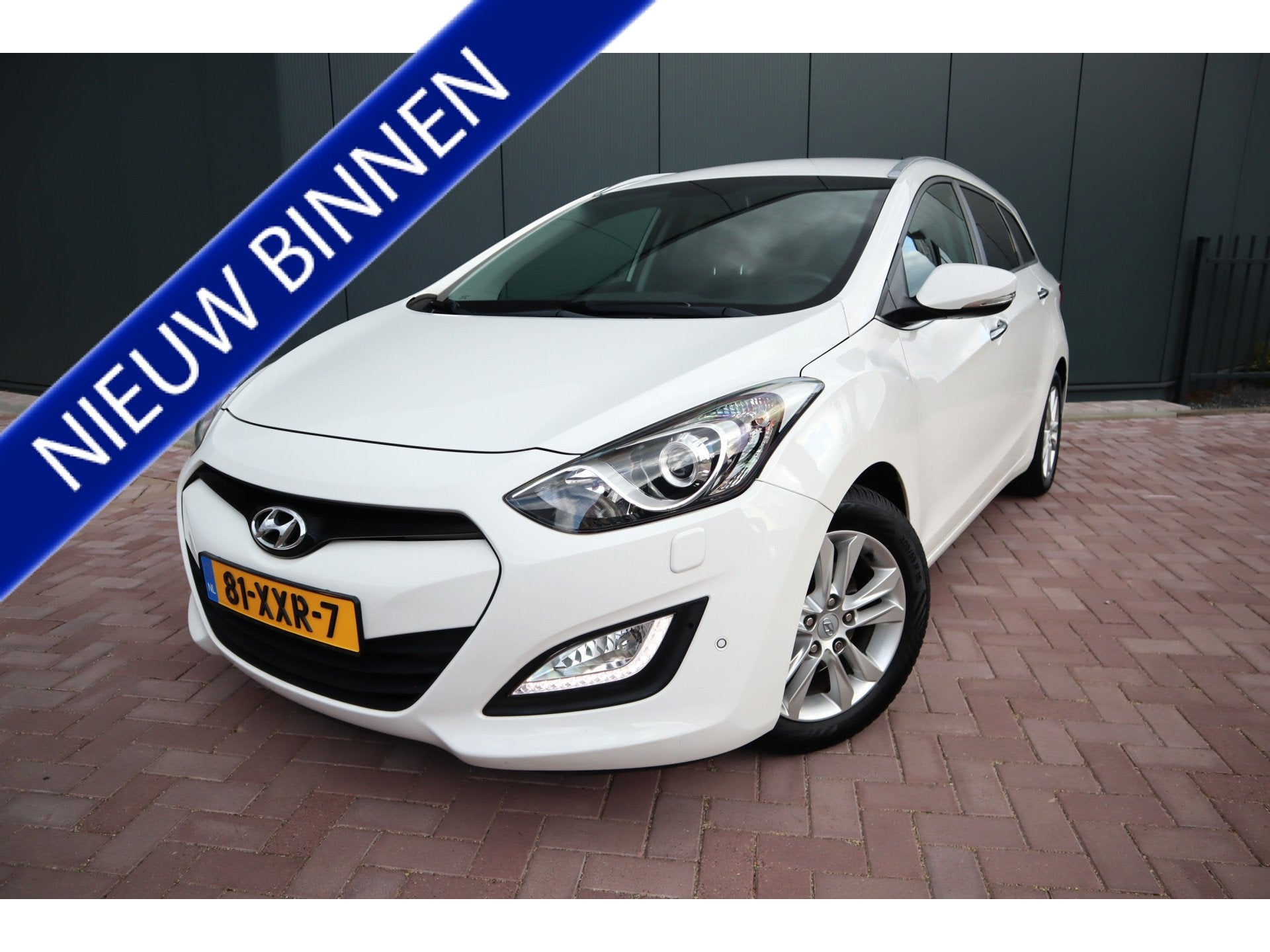 Hyundai i30 Wagon 1.6 GDI i-Catcher Leder Navigatie Camera X, Voorwielaandrijving, 135 pk, Gebruikt, 4 cilinders