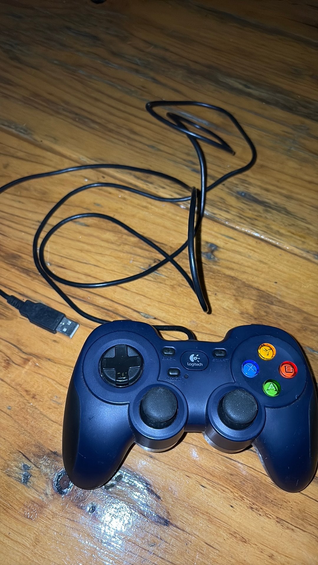 Logitech F310 Gamepad - Bedrade Controller voor PC, Gebruikt, Ophalen of Verzenden, PC, Logitech