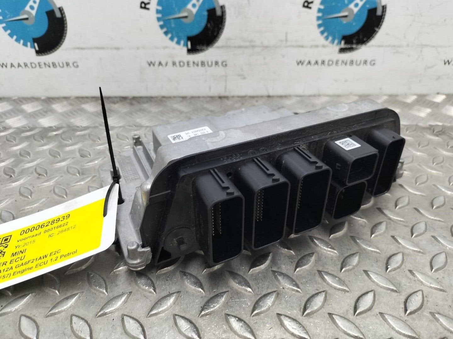 MINI (BMW) MINI F55 One 1.2 One Pepper Bns.  COMPUTER ECU 20, Ophalen of Verzenden, Gebruikt, Stiba lid