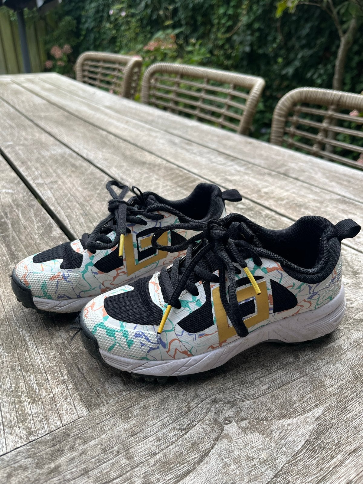 Brabo hockeyschoenen maat 30 - Zo goed als nieuw, Ophalen, Zo goed als nieuw, Schoenen