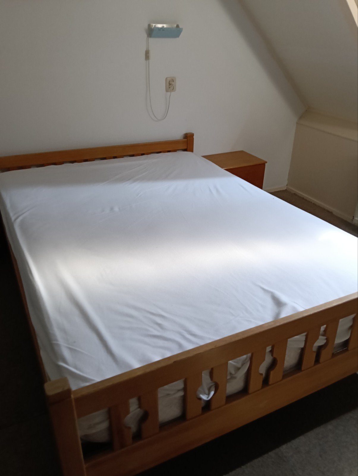 Vintage houten ledikant 140x200 cm met Auping matras, Ophalen, Gebruikt, Tweepersoons, 140 cm