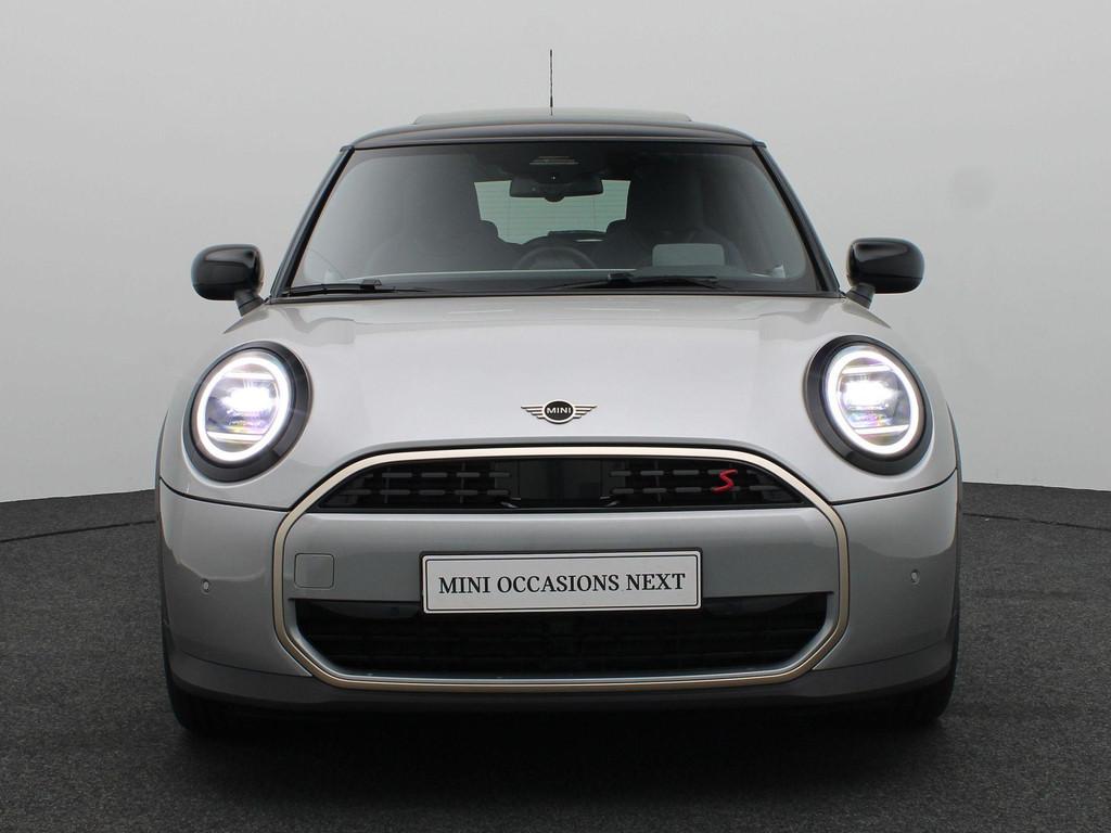 MINI 3-Deurs Cooper S Favoured Trim | Pakket M | Glazen Pano, Auto's, Mini, 1998 cc, Euro 6, 4 cilinders, Met garantie (alle)