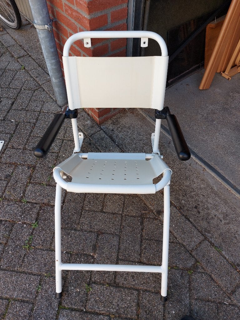 Opklapbare Badstoel + Steunen, Ophalen, Gebruikt