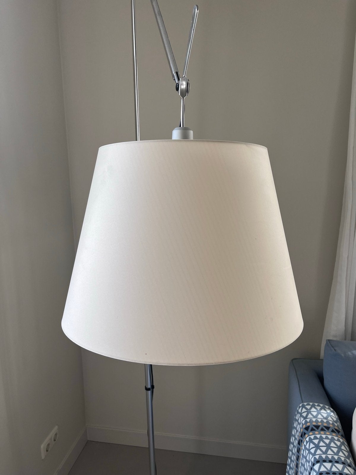Perkamenten kap Tolomeo Artimide Mega 52cm, Huis en Inrichting, Ophalen, Gebruikt, E27 (groot), Minder dan 100 cm