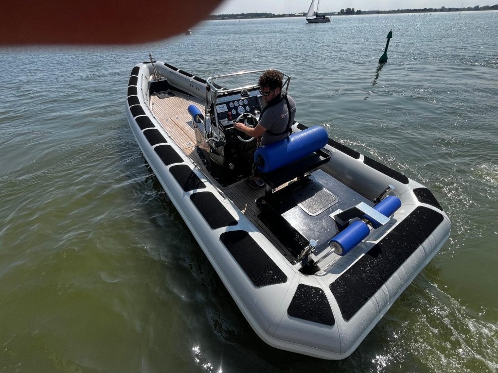 Blue Spirit Special RIB 900 Tender Jet Unieke boot!, Watersport en Boten, 9 m, Gebruikt, Diesel, 0 cm