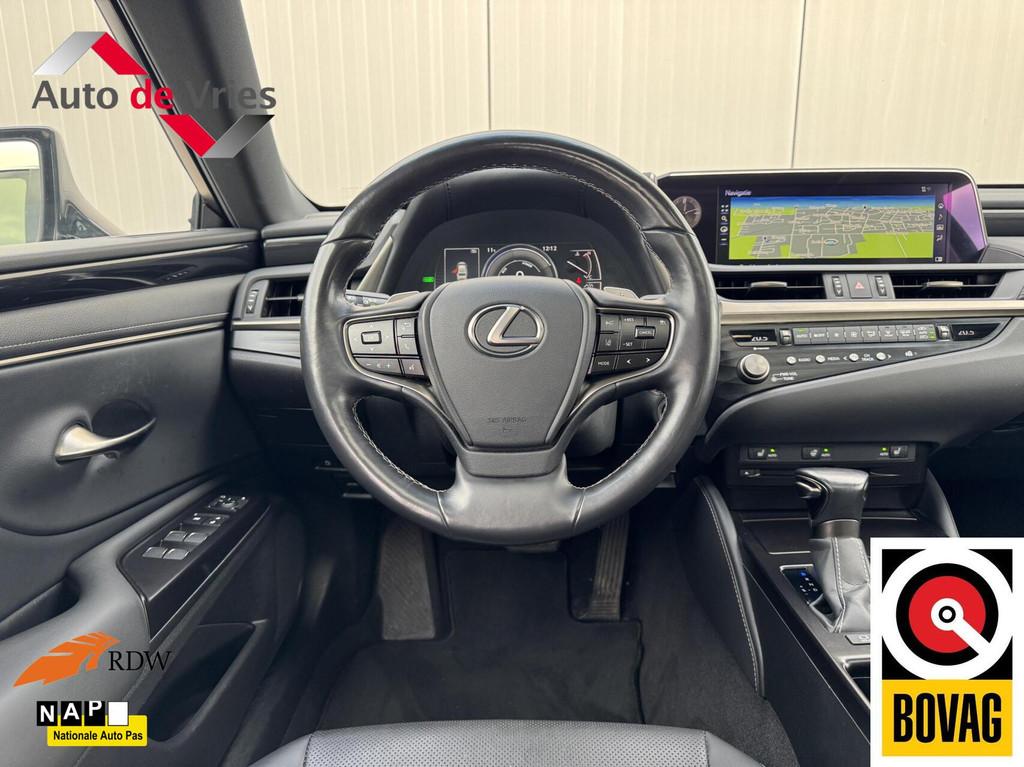 Lexus ES 300h Preference Line Business|NL-Auto, Auto's, Lexus, Gebruikt, 4 cilinders, 2487 cc, 1655 kg