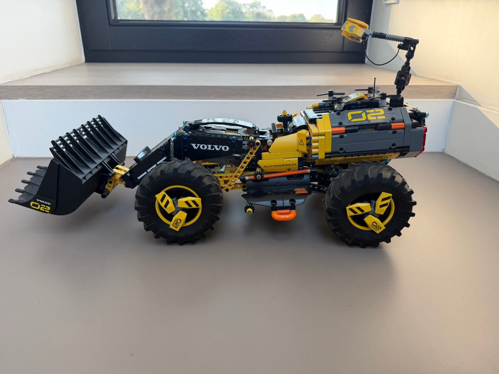Lego Technic Volvo Concept Wheel Loader Zeux, Ophalen, Lego, Zo goed als nieuw, Technic