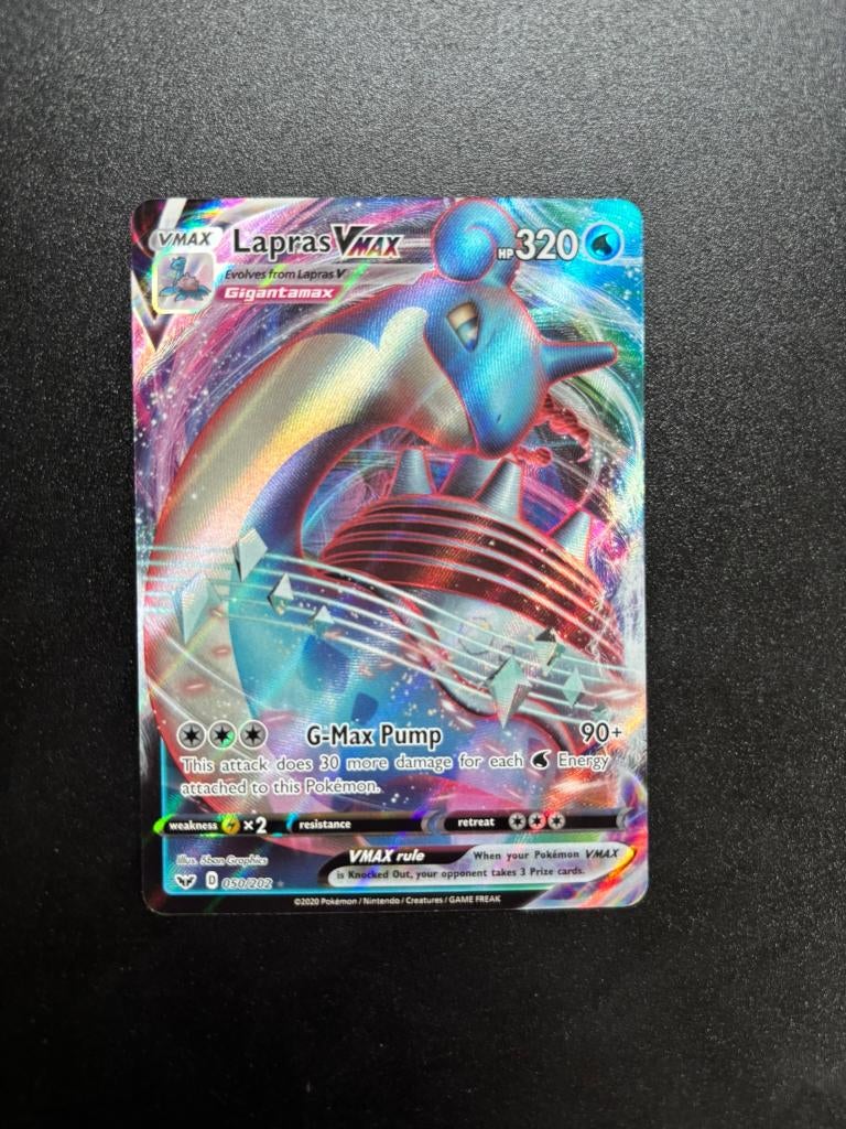 Lapras VMAX (SSH 50), Ophalen of Verzenden, Zo goed als nieuw